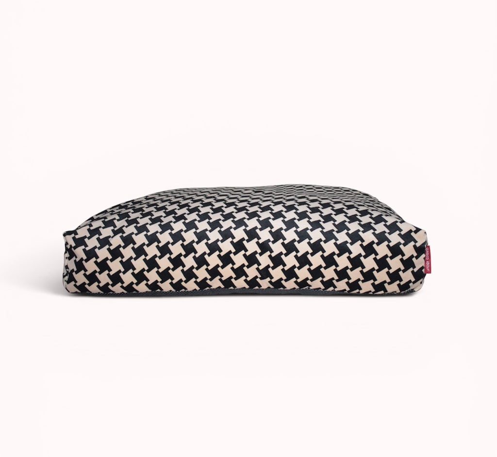 Classic Houndstooth